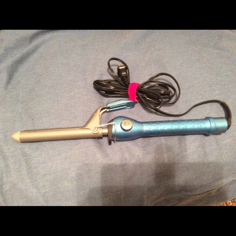 BaBylissPRO Nano Titanium Spring Curling Iron